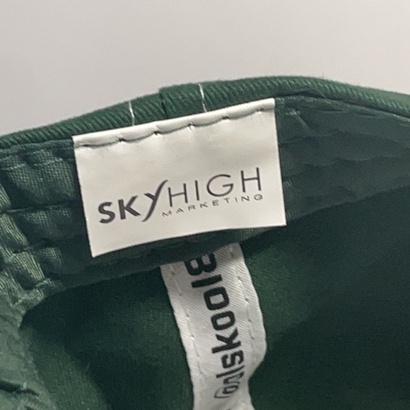 Milwaukee Bucks Marques Johnson #8 Hat SGA Promo 1/5/22 NBA Basketball - Picture 12 of 12